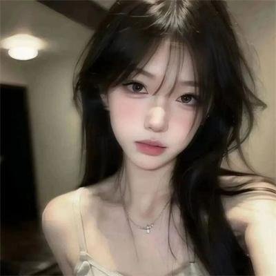 蓝眼睛波利